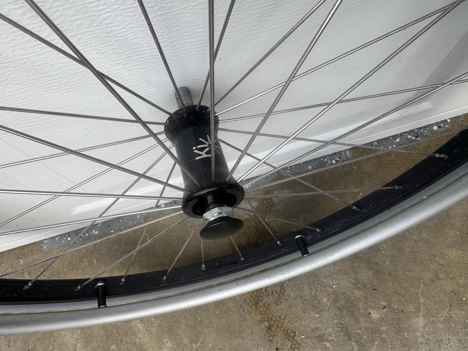 Pair 24” Wheelchair Wheels Flat-Free Tire KI Mobility Quickie TiLite W/ Axle Pin