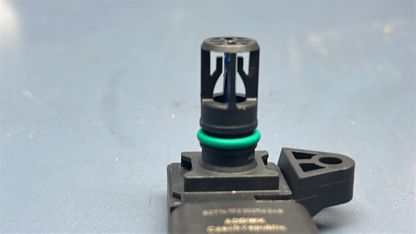 GENUINE Cummins 5698456 Pressure Temperature Sensor 2897334 2897334NX OEM NEW