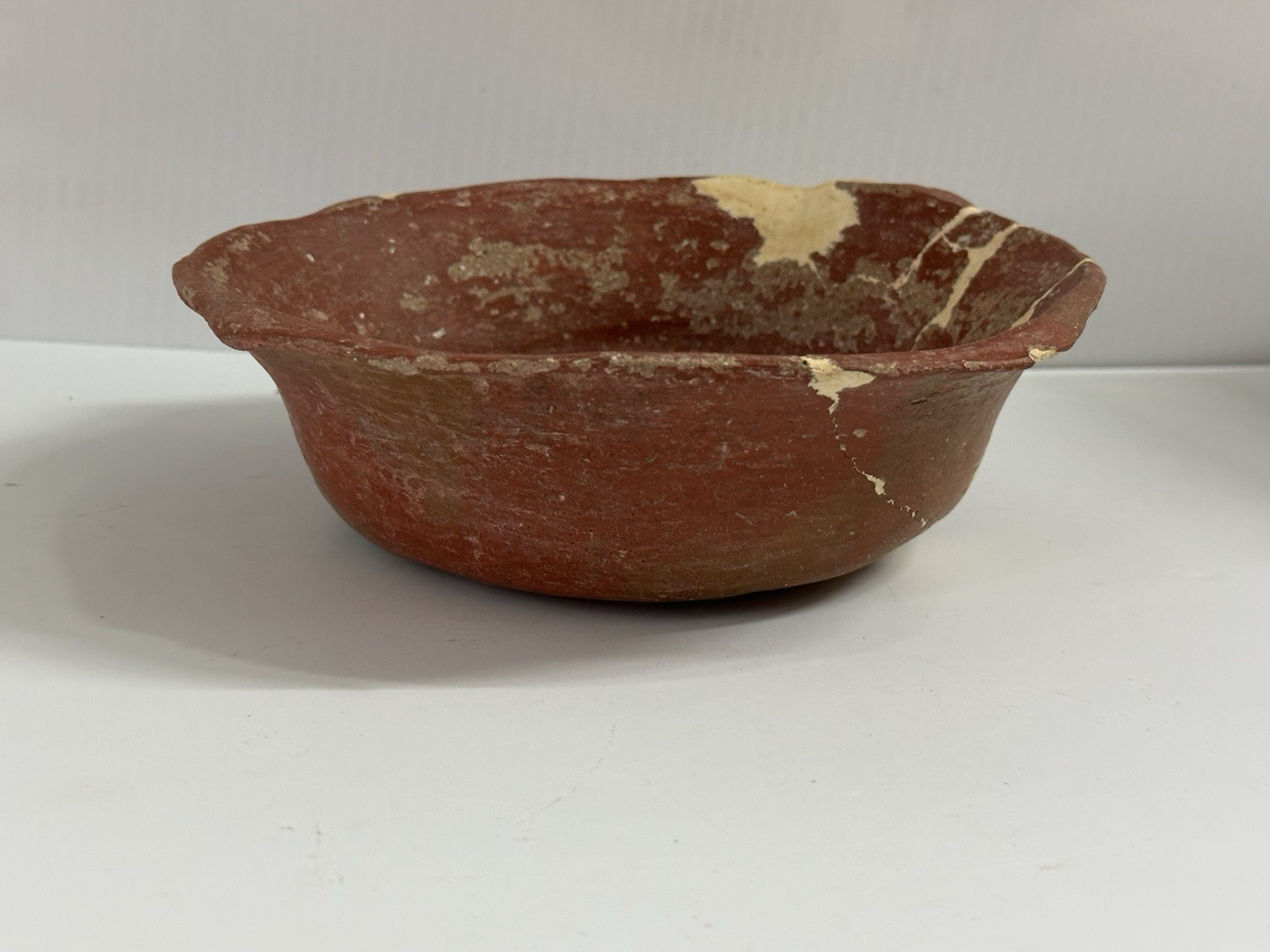 NICE 8 1/2" WIDE RED PAINTED 4 CORNER POTTERY BOWL, ARKANSAS INDIAN POT VESSEL