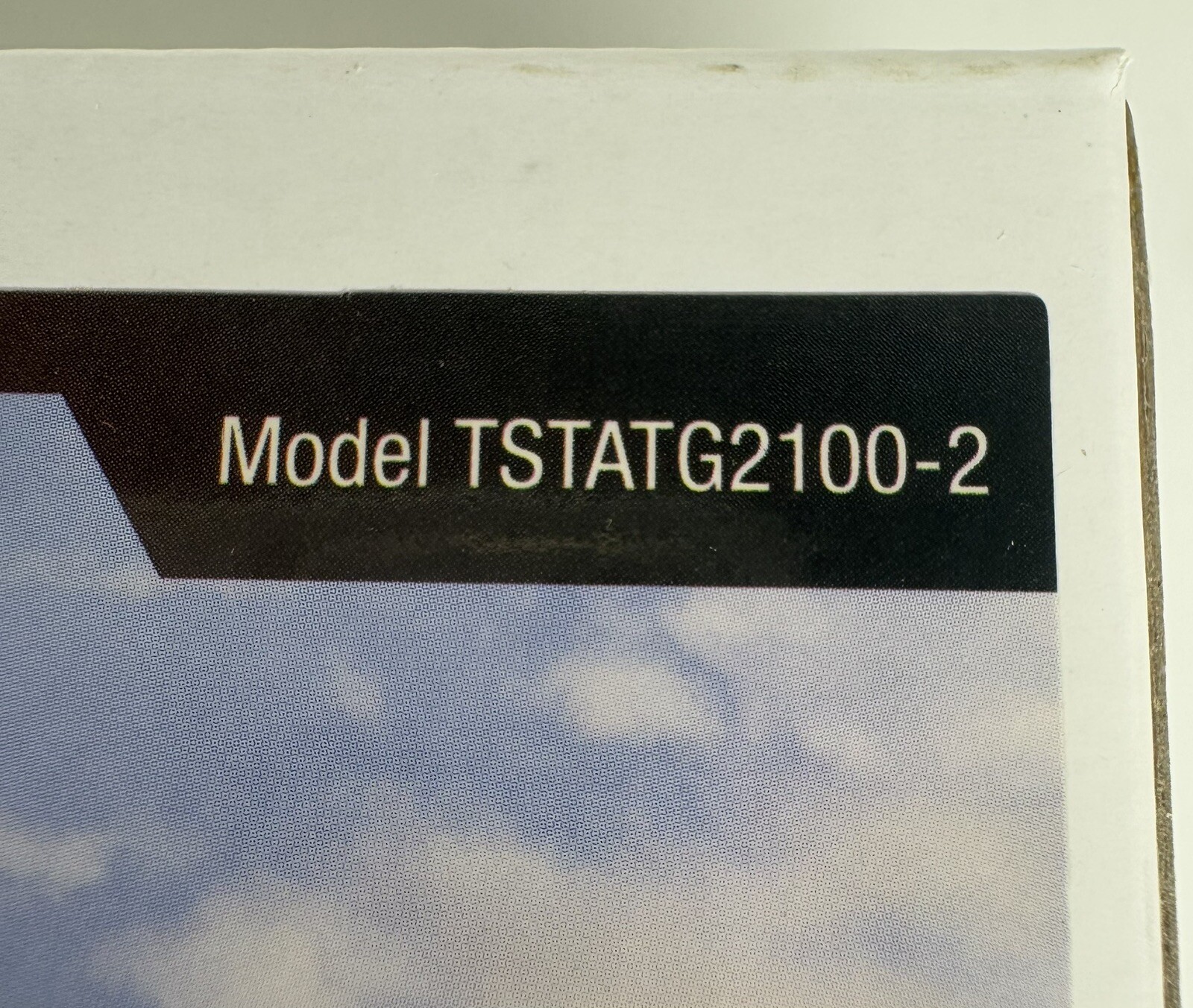 1 Open Box Goodman Non-Programmable Digital Thermostat TSTATG2100-2 Free Ship!