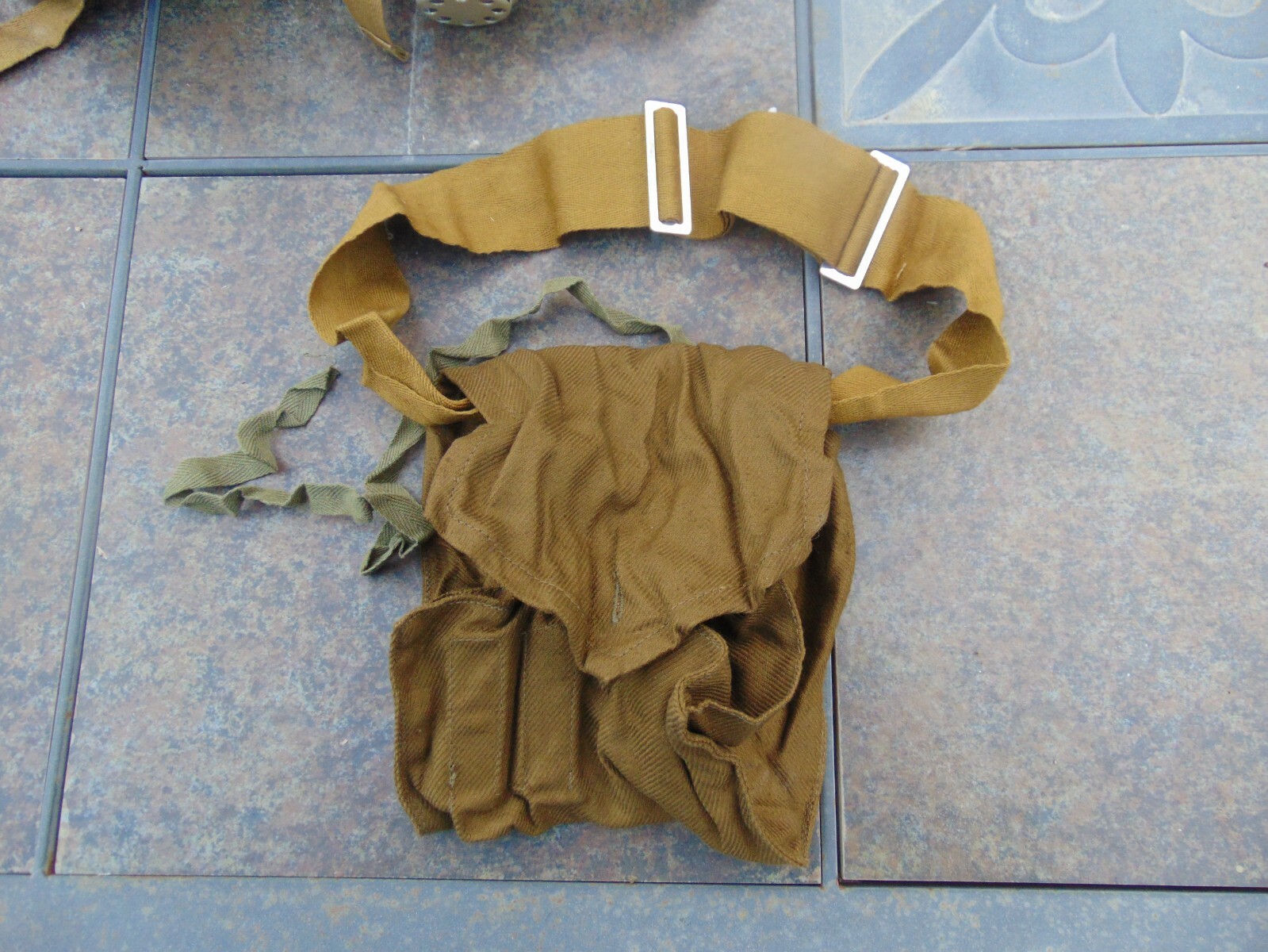 Russian Child's Cold WarGas Mask w/sack, new old stock, sizes 1-4, free shipping
