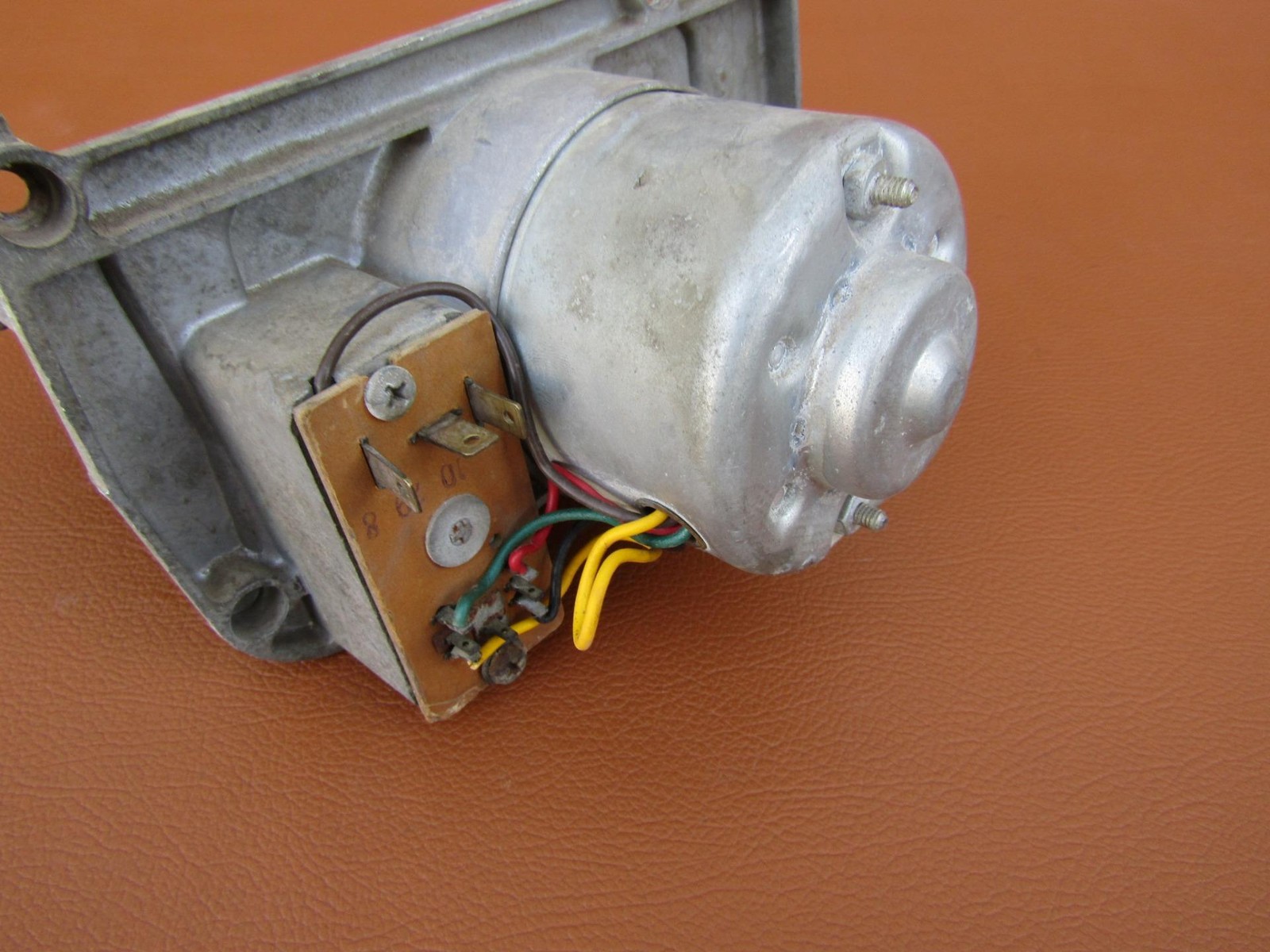 1958-1959 Chevy GMC Truck Nice Orig GM Electric Windshield Wiper Motor 5044306