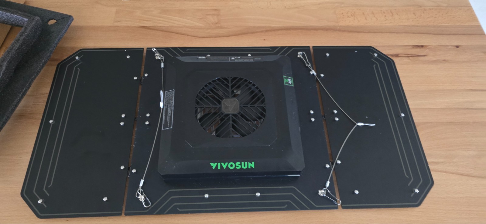 VIVOSUN AeroLight SE 200W LED Grow Light Full Spectrum Fan Cooling