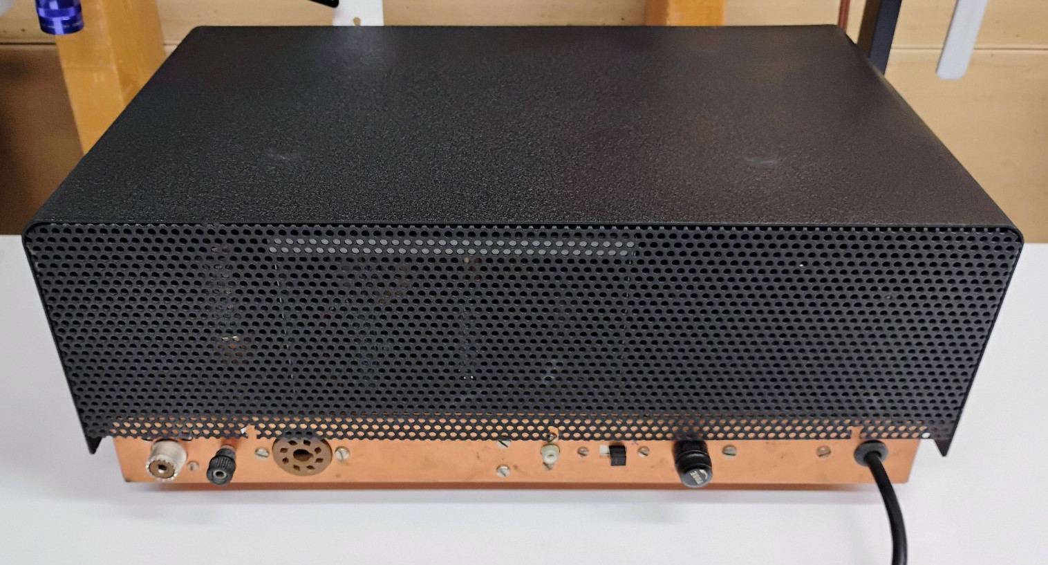 Vintage EICO Model 720 90 Watt CW Amateur Radio Transmitter. Powers Up!