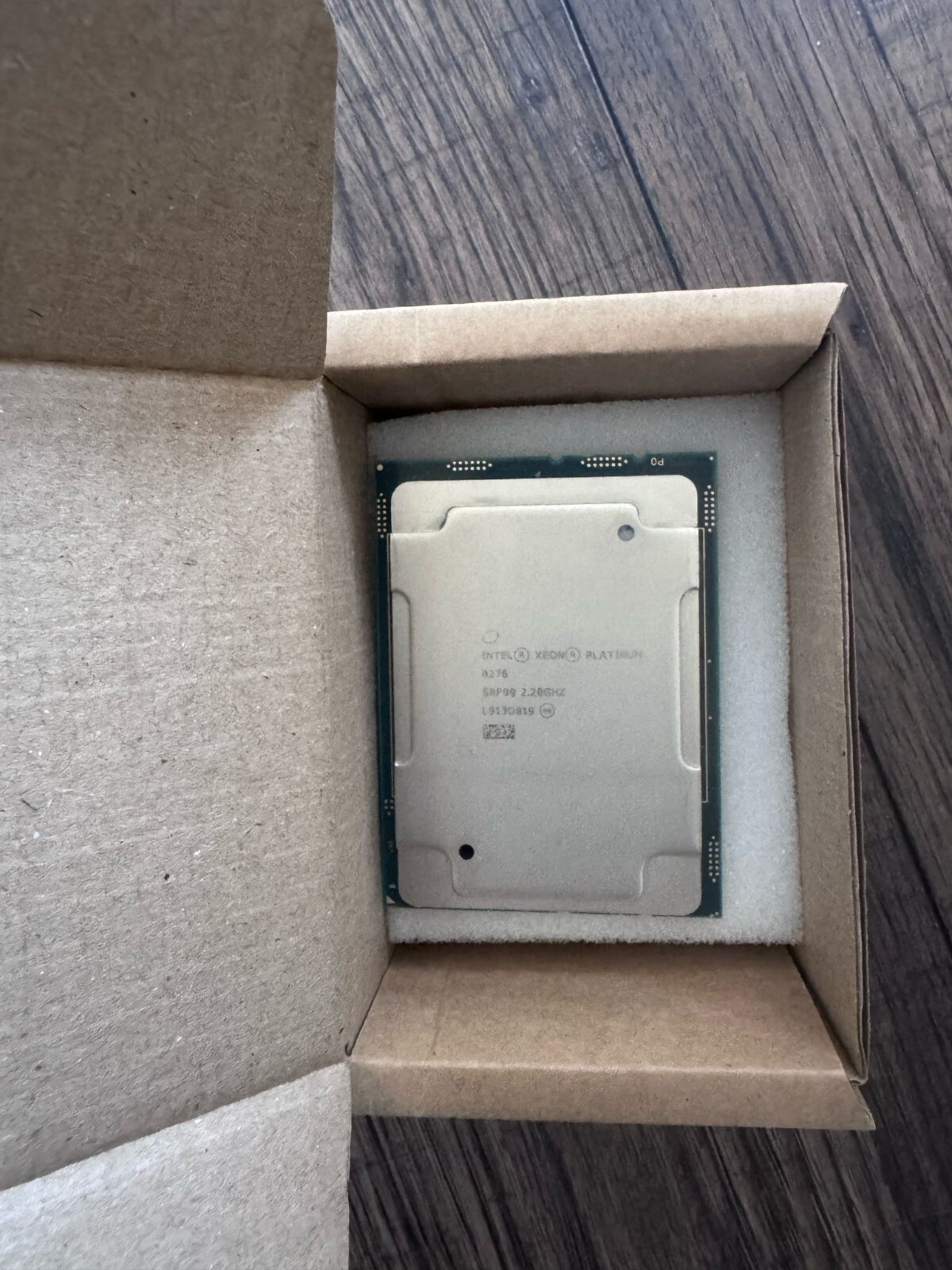 Intel Xeon Platinum 8276 SRF99 (2.20GHz/4.0GHz 28-Core 165W) Processor