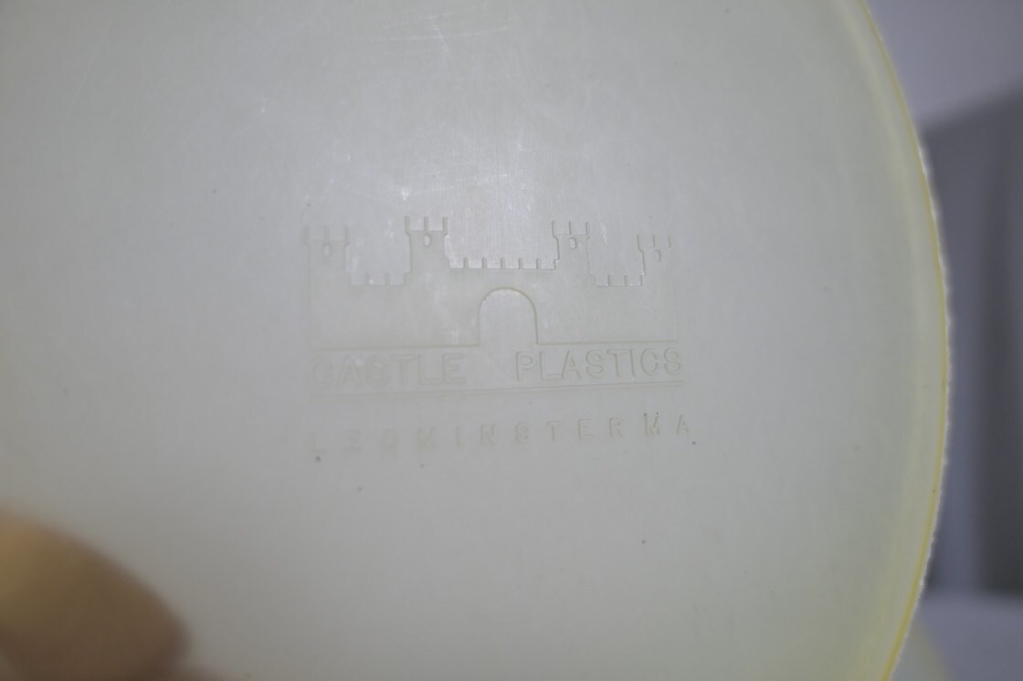 NEW Pair of Castle Plastics Size 4 Clear Hard Rubber Horse Hoof Shoe Flat Pads