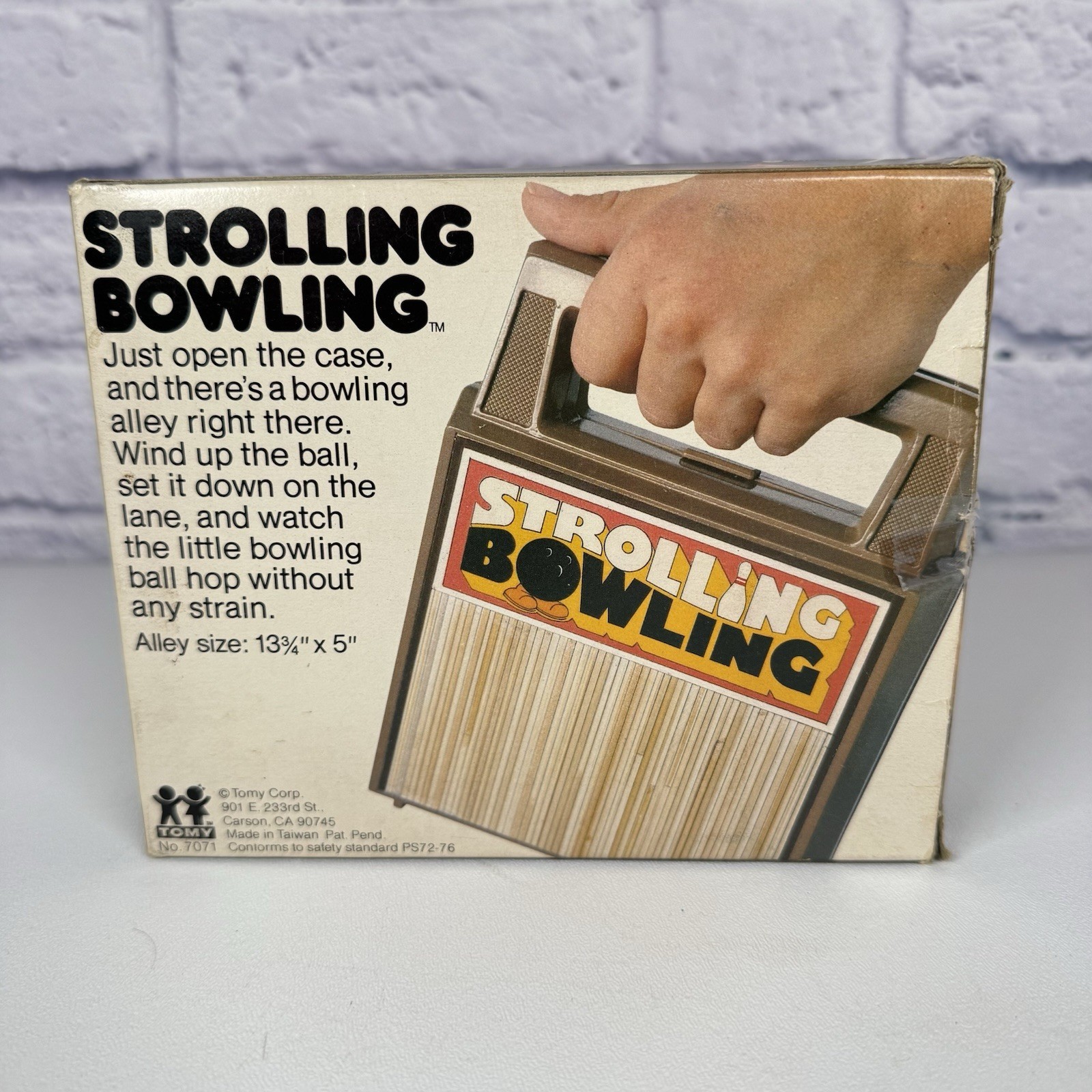 Vintage 1980 Tomy Strolling Bowling Wind Up Ball Portable Table Game Travel Box