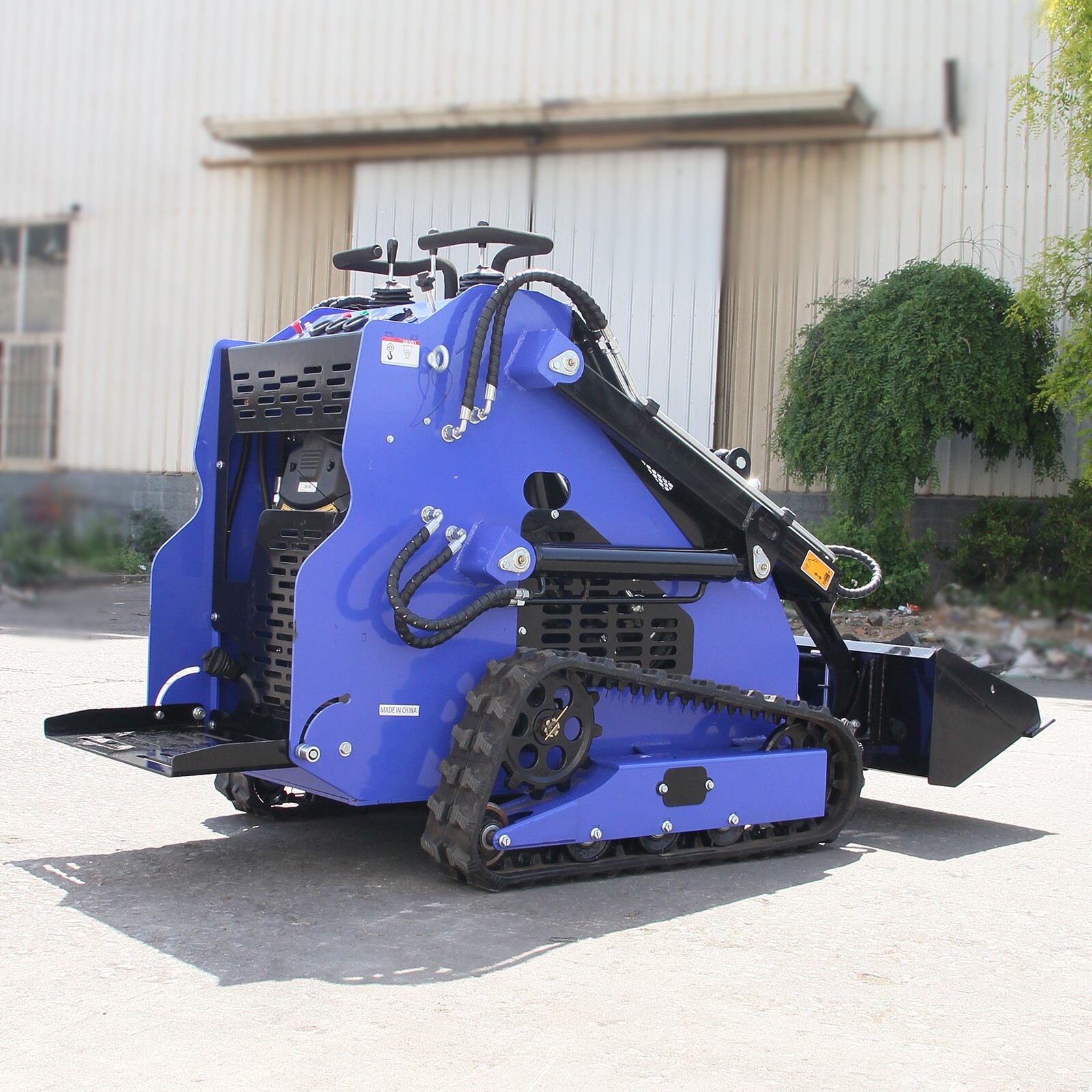 Mini Skid Steer Loader 23HP Tracked Loader 2 cylinder with 2attachment Free Ship