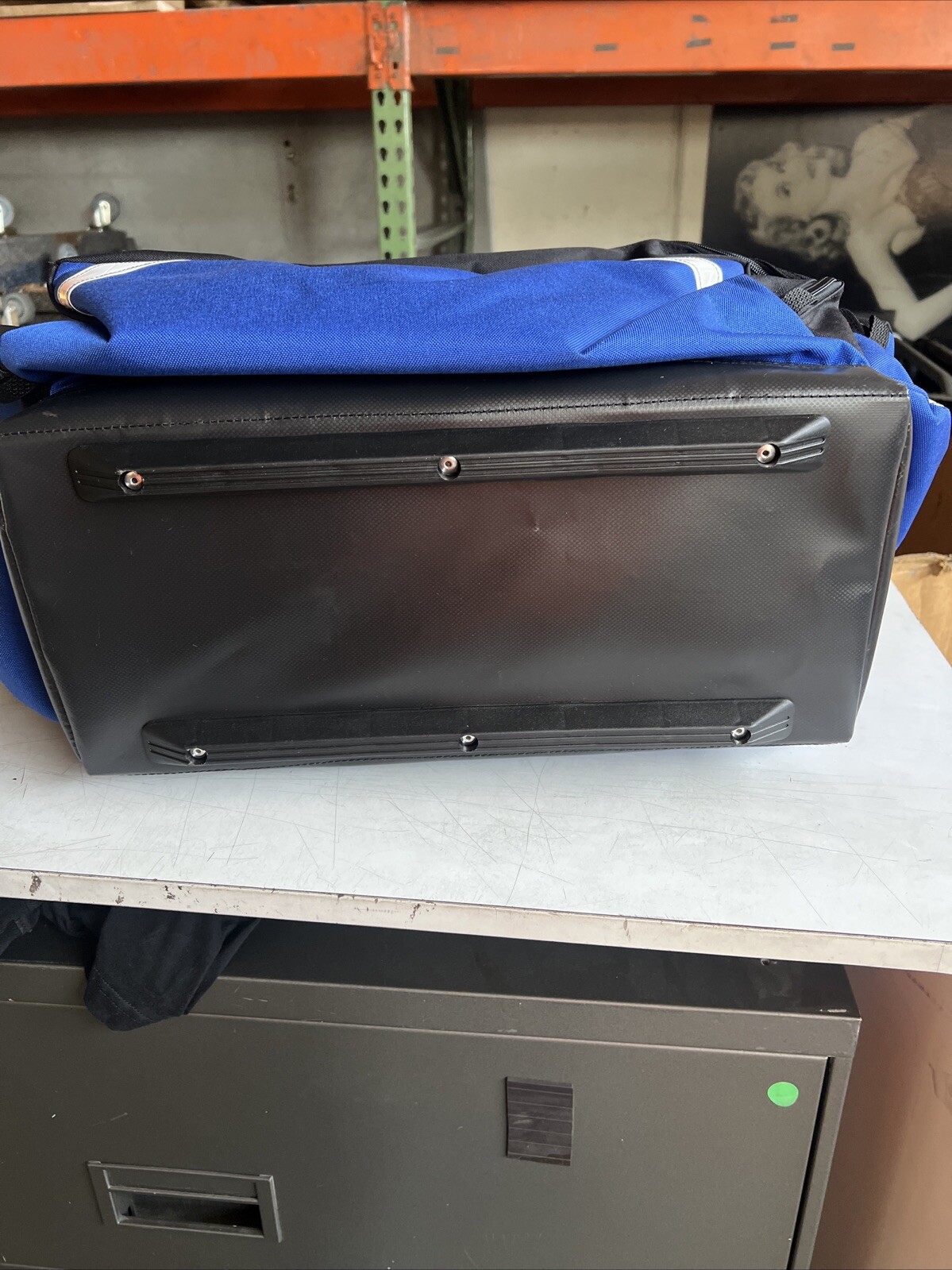 BreathSaver Plus O2 Bag by Iron Duck Blue