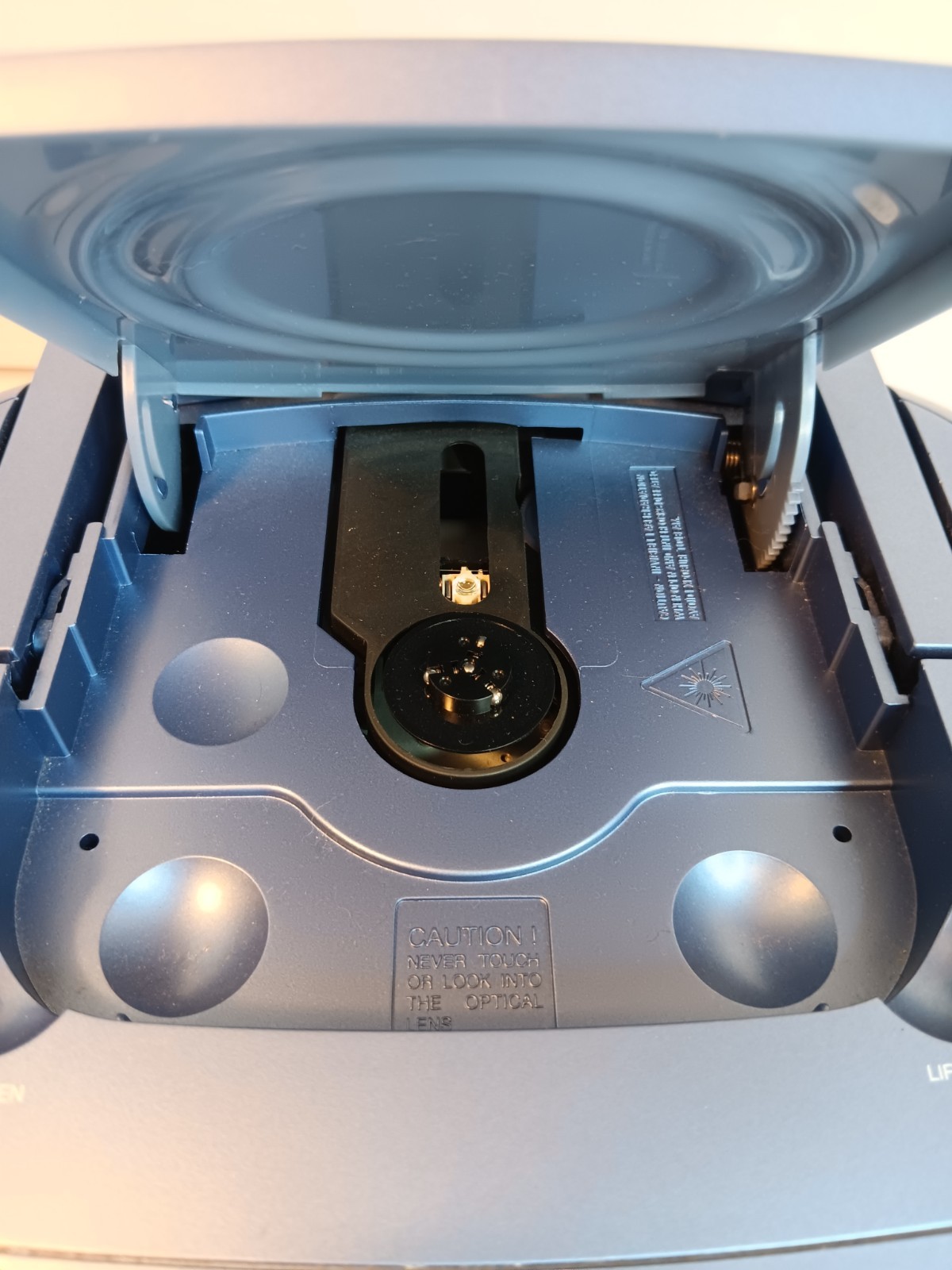 NextPlay Model NP501-BB Boombox AM/FM Radio CD Player Blue