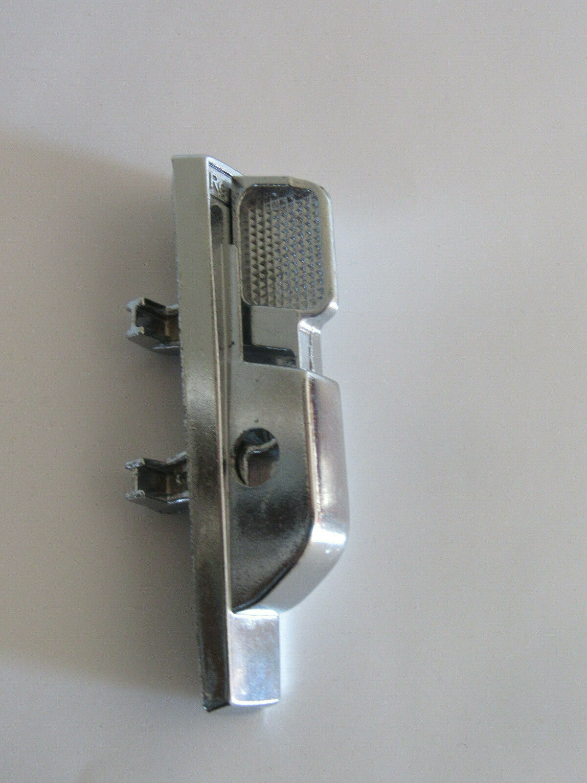 Republic Berger 12 Locker Handle 1965-Current RH Right Hand #2020 Housing & Lift