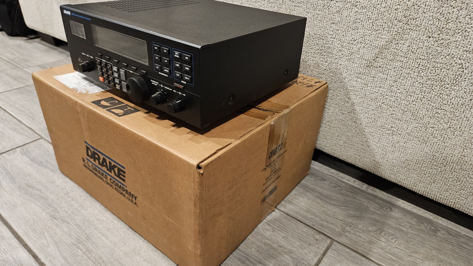 Drake R8B AM SW Ham Radio Shortwave Receiver ***PROUDLY MADE IN THE USA***