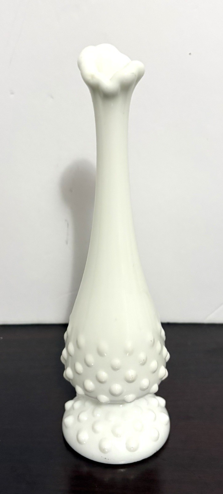 Vintage Fenton Milk Glass Hobnail Bud Swung Vase Approx 8.5” Tall Fluted