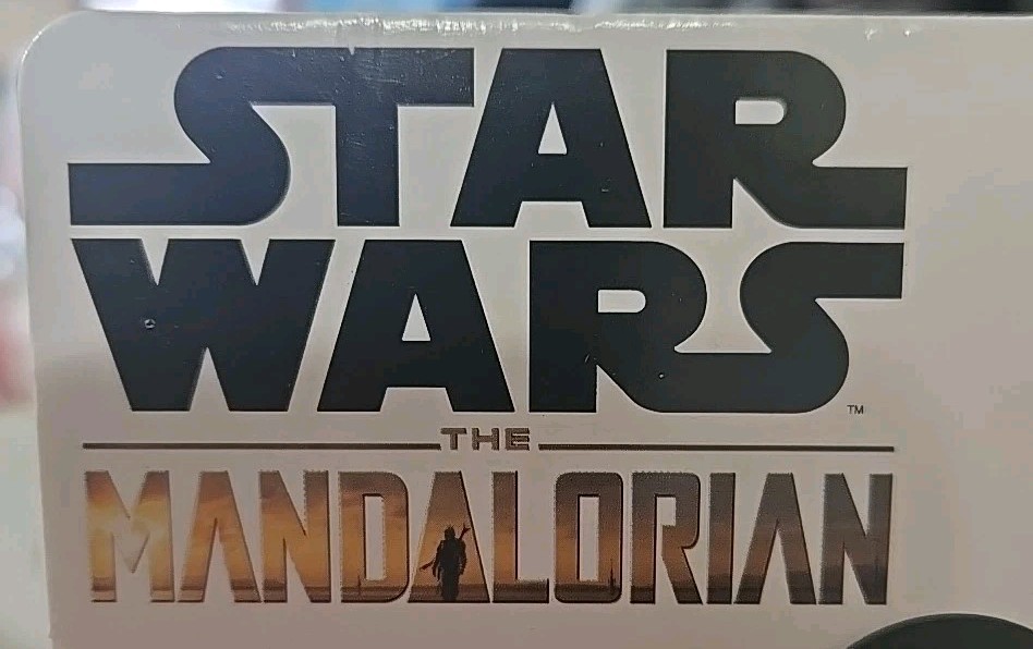 STAR WARS THE MANDALORIAN CHILDS HALLOWEEN COSTUME SZ M 8-10 GLOVES BELT MASK