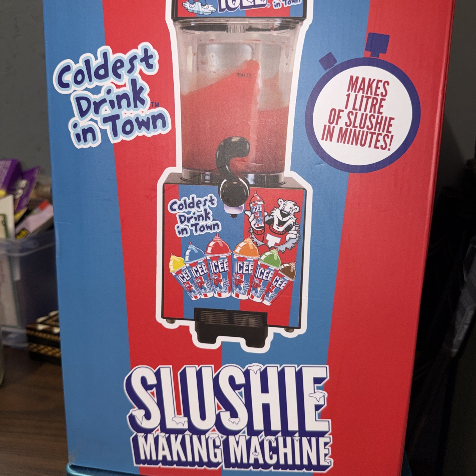 Fizz Creations ICEE Slushie Machine Home Countertop Slushy Maker 34oz
