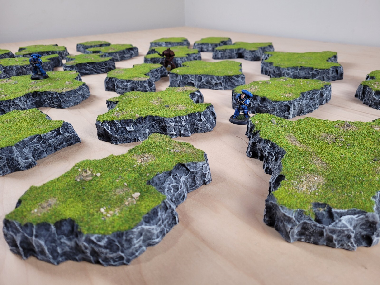 3PC Tabletop Miniature Gaming Terrain For Warhammer, DnD, RPGs and More!