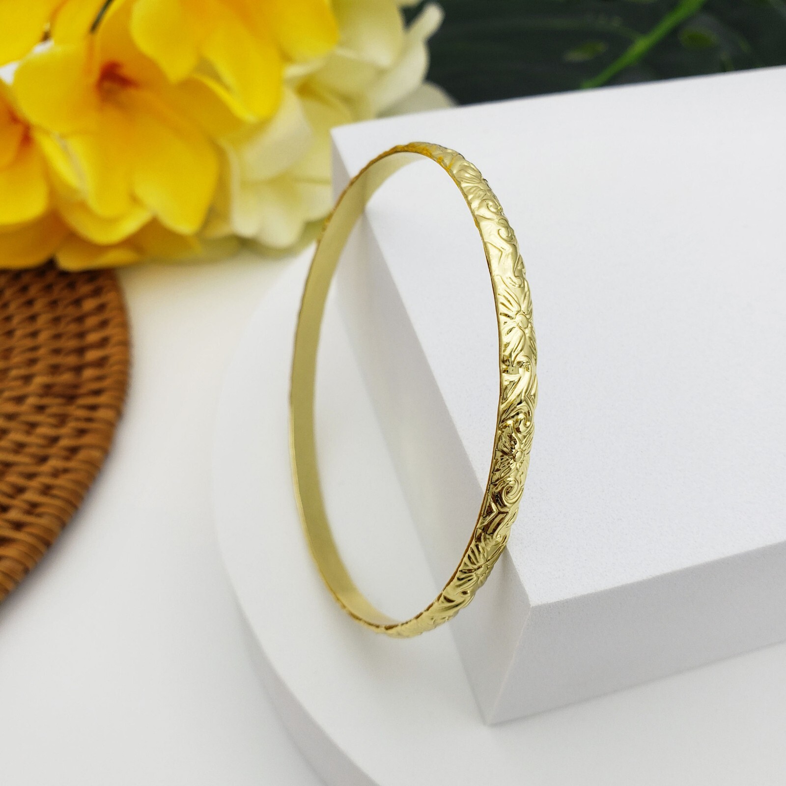 6mm Gold Hawaiian Heirloom Bangle Bracelet