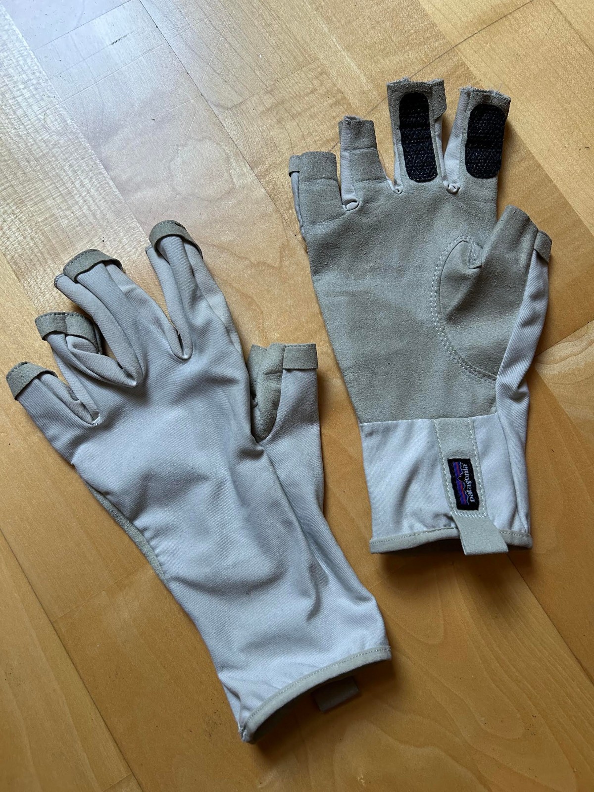 Patagonia Dakine Sunday Afternoons Simms Sun Hats and Gloves Fishing Paddling