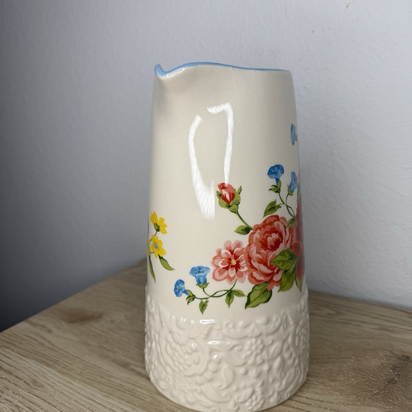 Pioneer Woman Sweet Rose Pitcher 2.1 Quart 9 Inches Talk Floral NEW Western