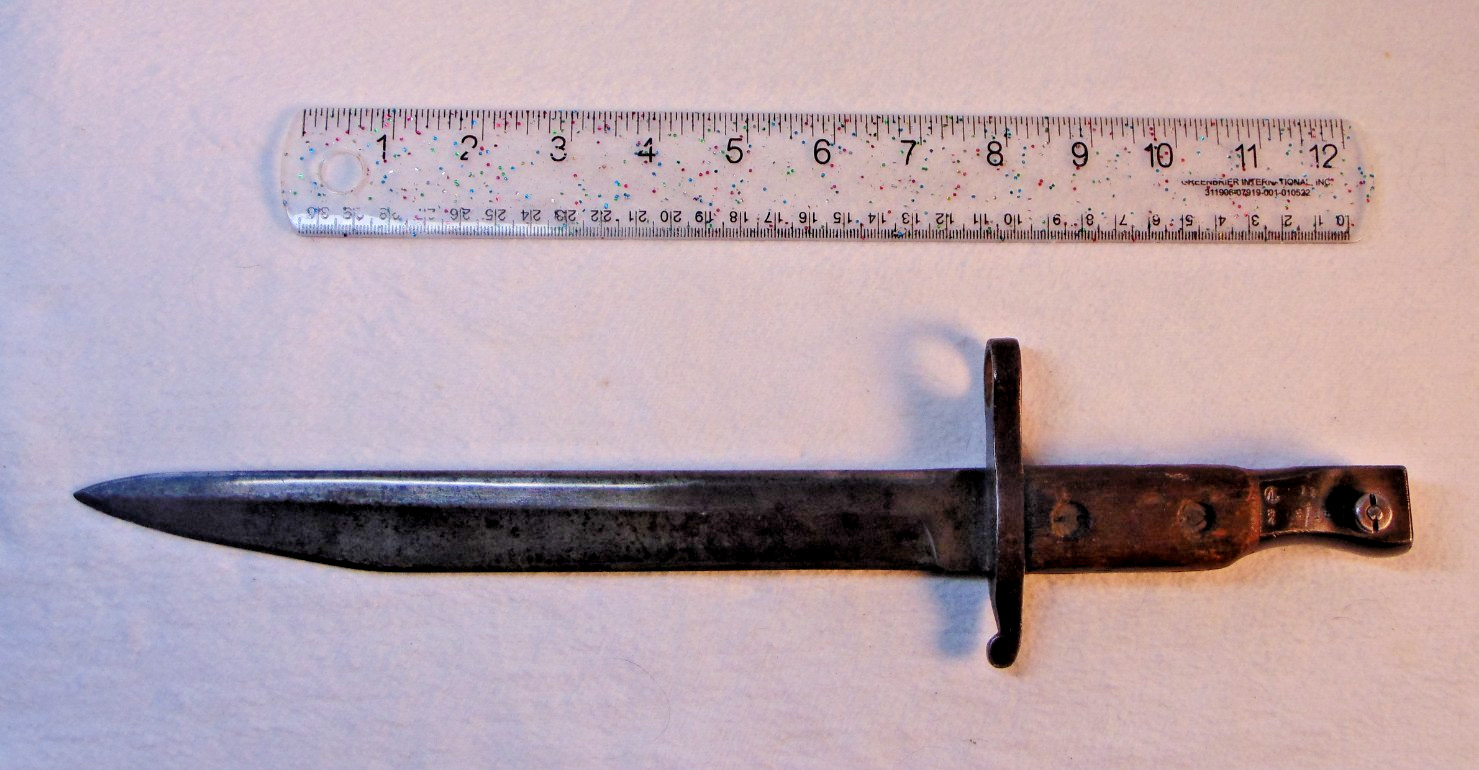 Antique Canadian Army Bayonet/Fighting Knife; WWI; Ross Rifle Co, Quebec; 1916