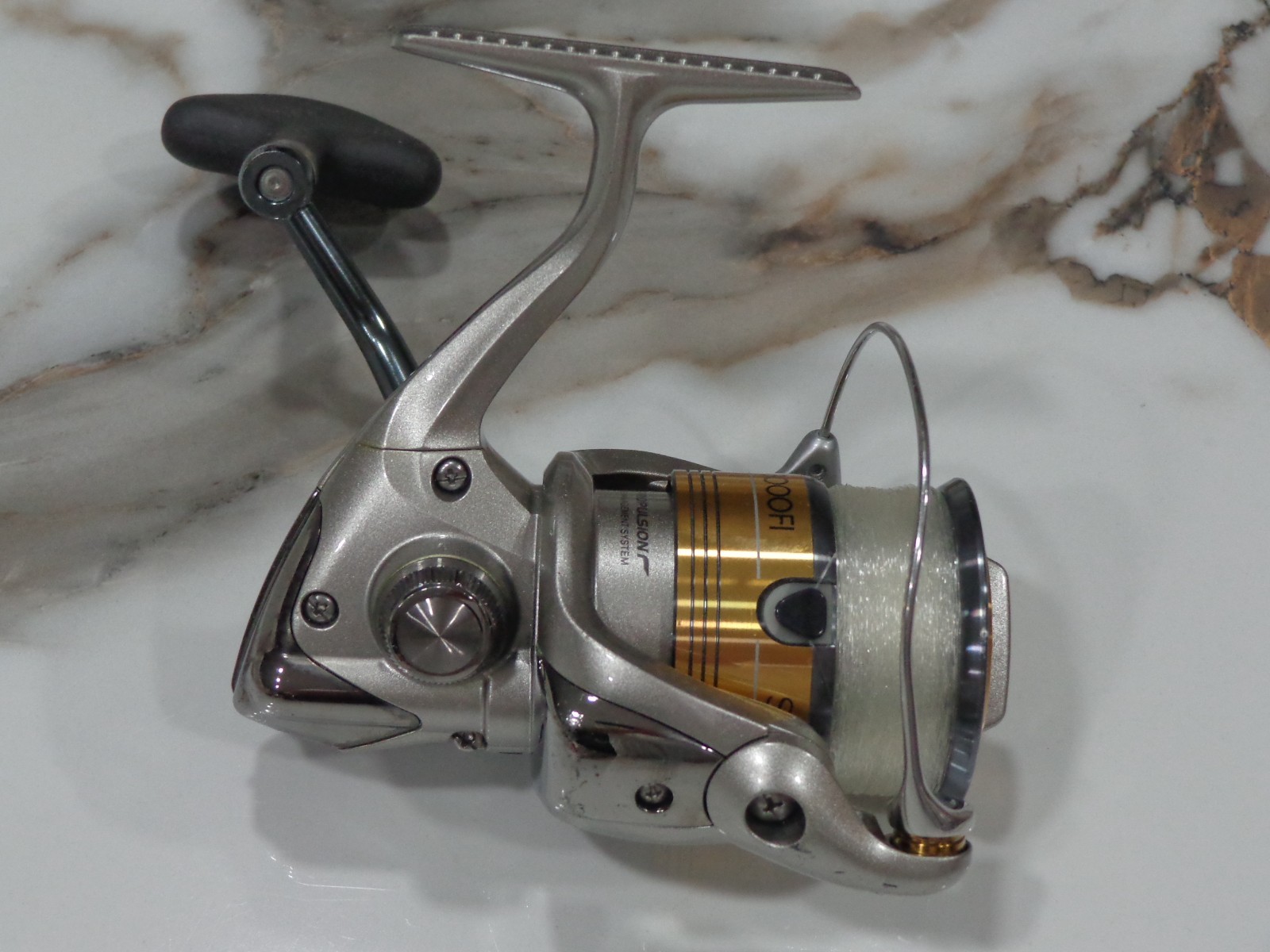 2008-2010 SHIMANO STRADIC 3000FI SPINNING REEL SUPER NICE! MUST SEE!!