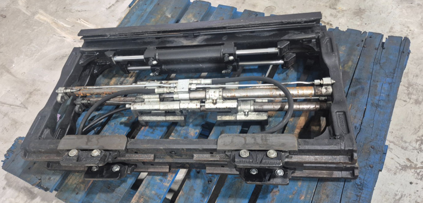 Cascade Class 3 Sidshift Fork Positinor 38 inch with 6500 CAP 65K-FPS-576