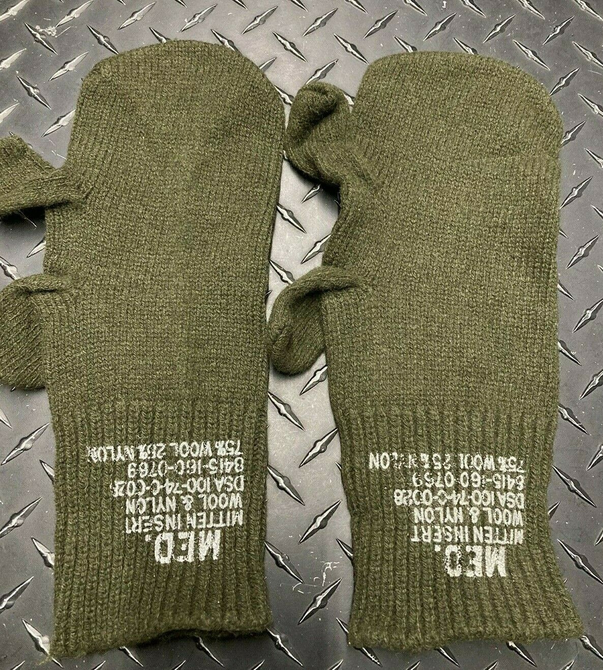 Trigger Finger Glove Liners / Inserts Cold Weather Medium Vietnam ERA USGI NOS