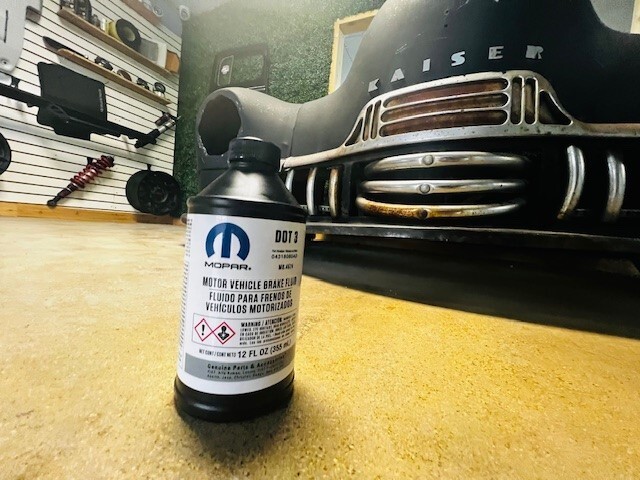 Chrysler Dodge Jeep Ram Mopar Dot 3 Brake Fluid 12 FL OZ OEM 04318080AD