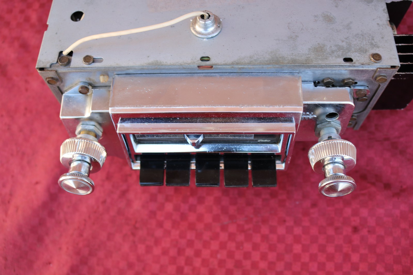 66 1966 CHEVROLET IMPALA CAPRICE AM-FM DELCO RADIO