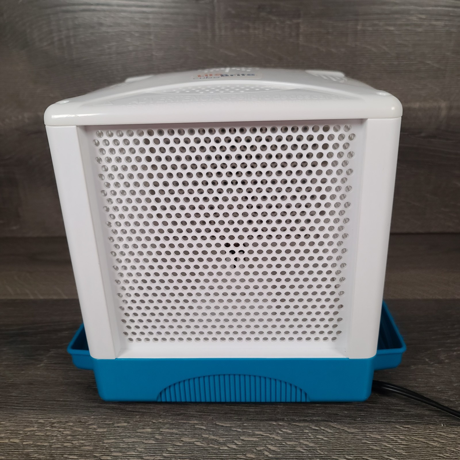 VTG Hasbro Lite Bright Cube with Tons Of Pegs and Light Sheets-Tested and Works