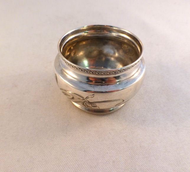 Etched Design Large Russian? 84 Sterling Open Master Salt