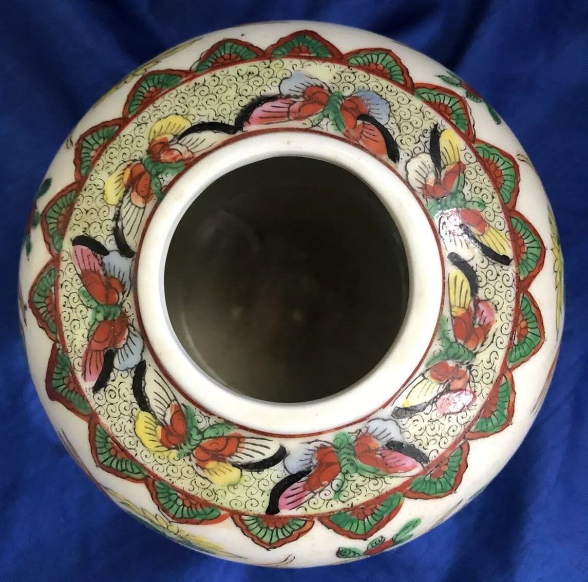 Ginger Jar Canton Famile Rose Butterflies Republic Period Vintage