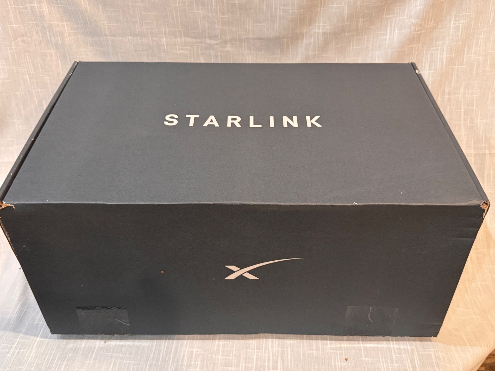 Starlink V2 Satellite Dish Kit with Router - UTA-212 & UTR-211