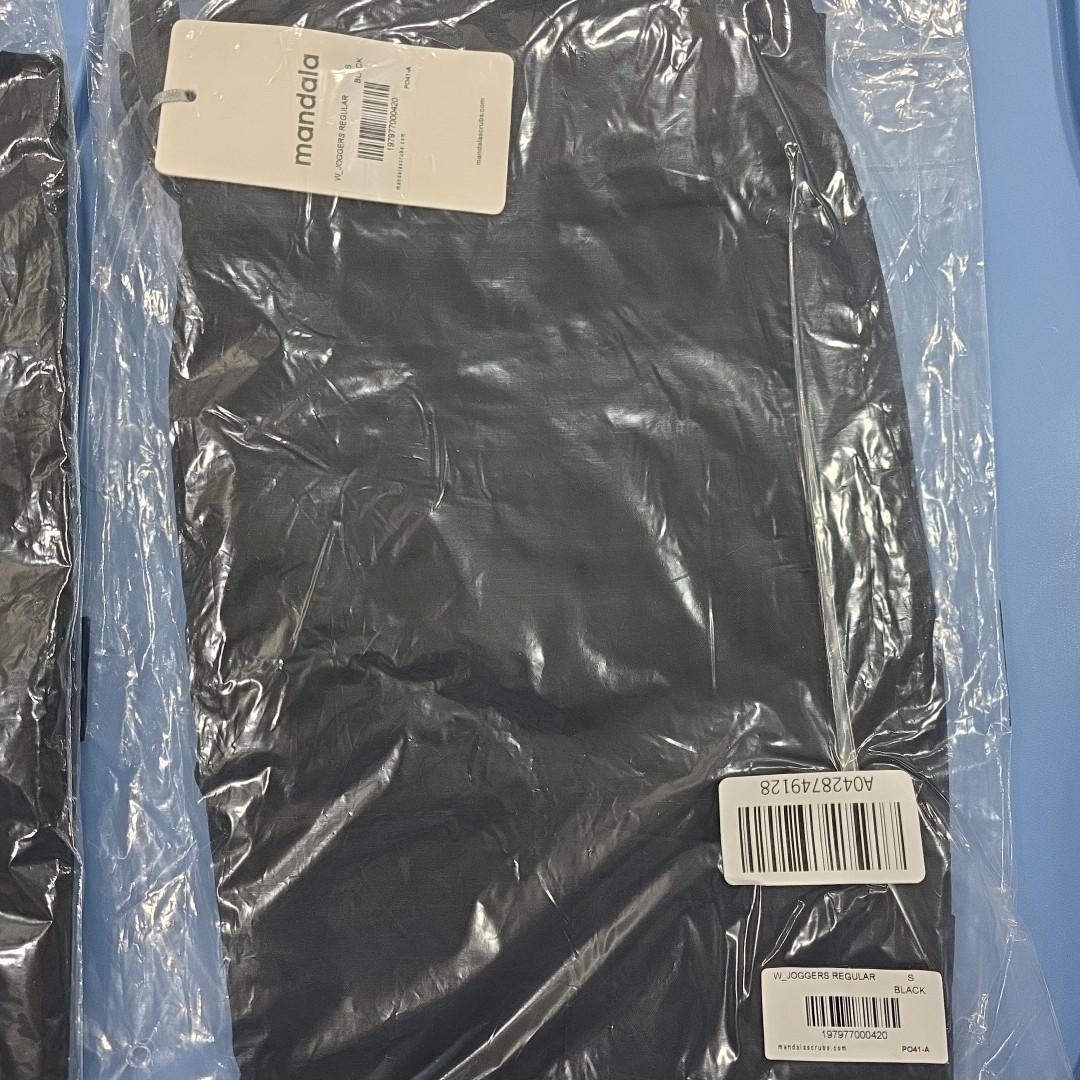 Mandala Scrub Set- Black 1 Pocket Top + Joggers Size S