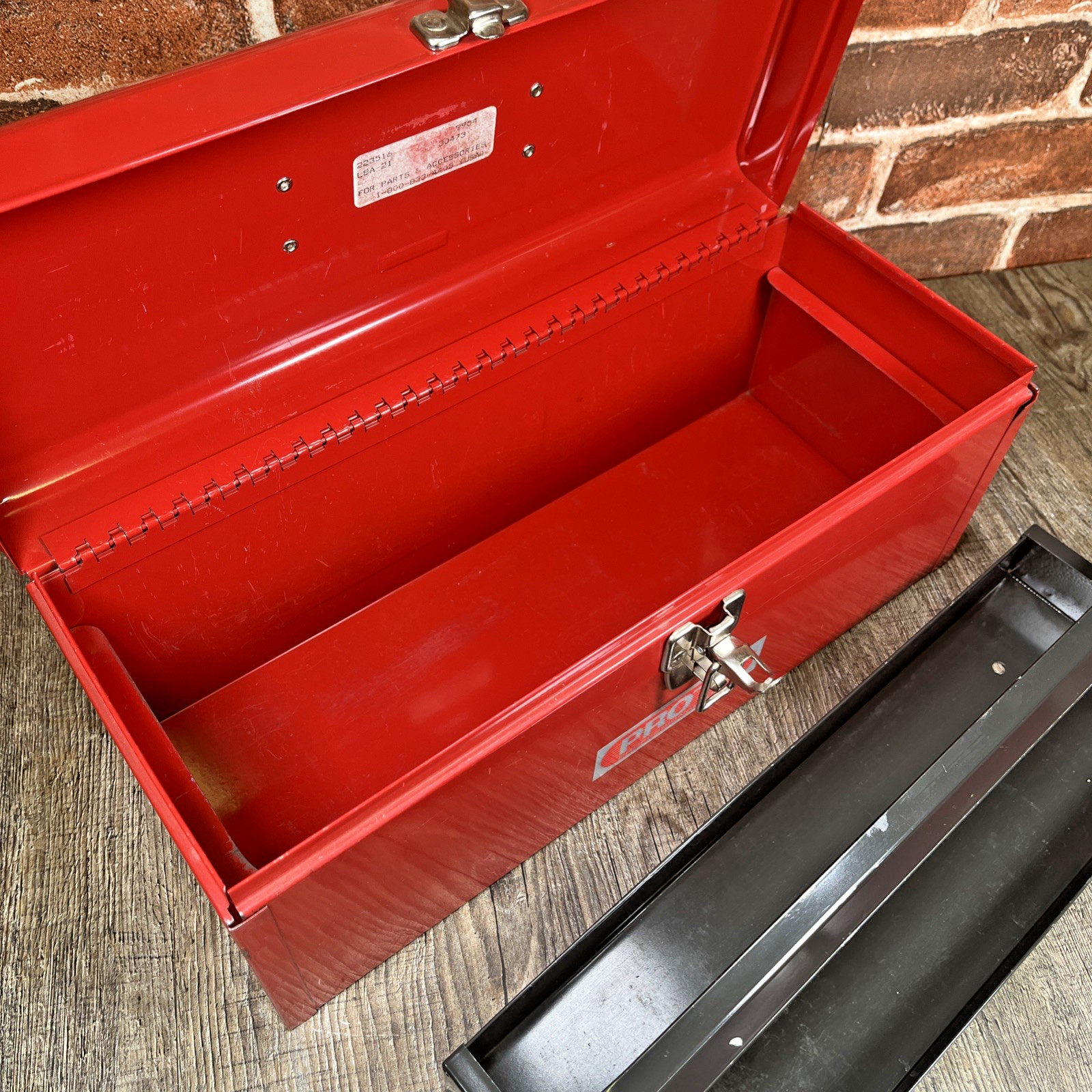 Proto metal tool box vintage Red 15 in Lockable With Tray Top Handle Clean Good