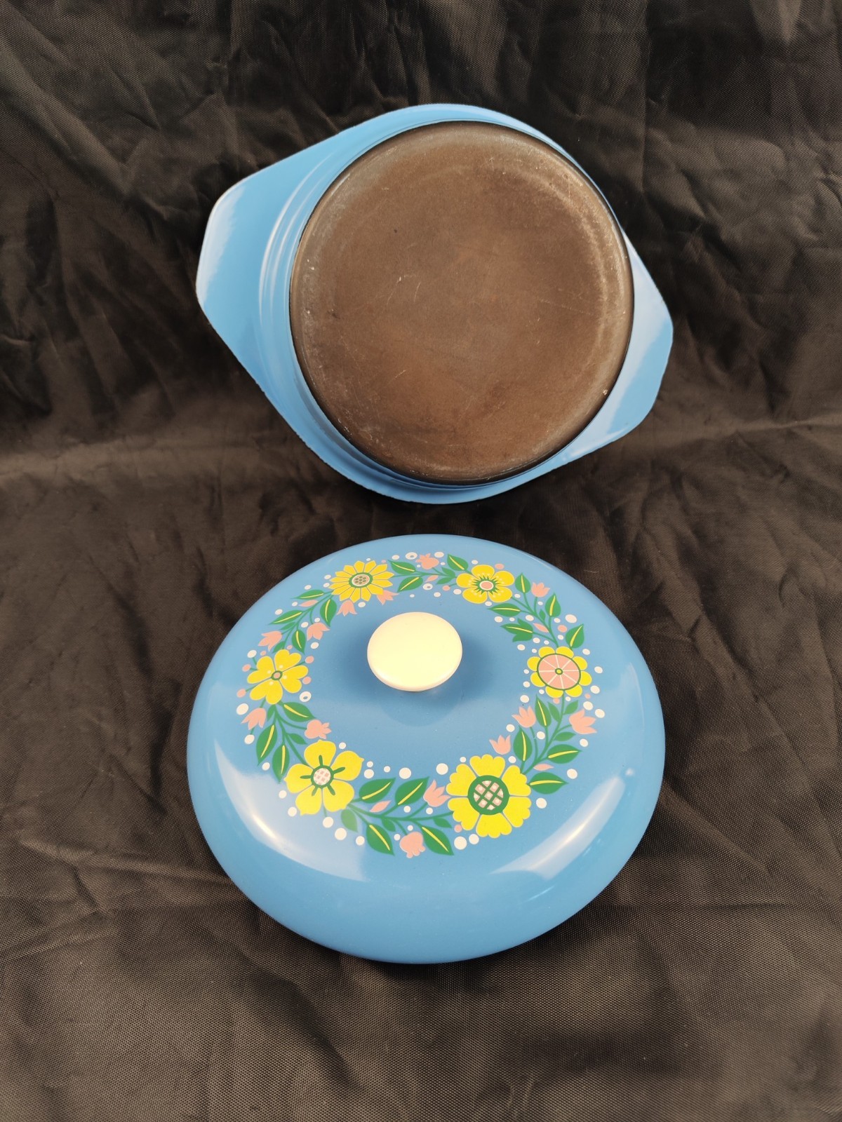 Kockums - Casserole with lid - Sweden - Model: Frestelse - cast iron, enamel