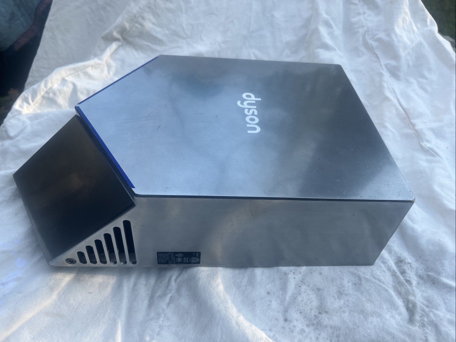 Dyson HU02 Airblade V Hand Dryer - Sprayed Nickel