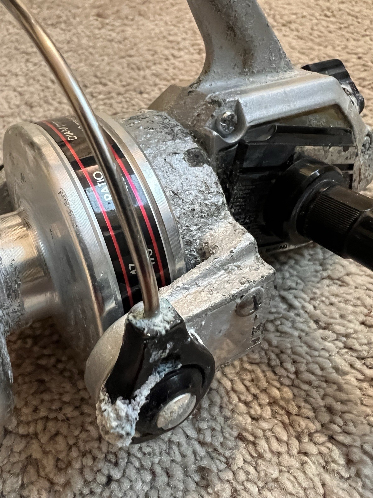 Vintage Penn 104 Spinning Reel FOR PARTS NOT WORKING
