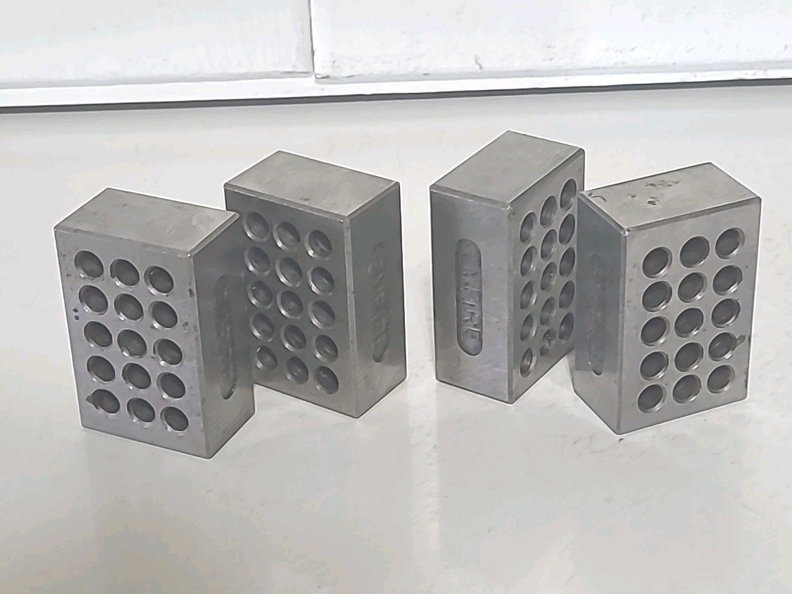 2 PAIR OF 1-2-3 STEEL SETUP / PARALLEL BLOCKS Approximately 1 1/4" X 2" X 3"