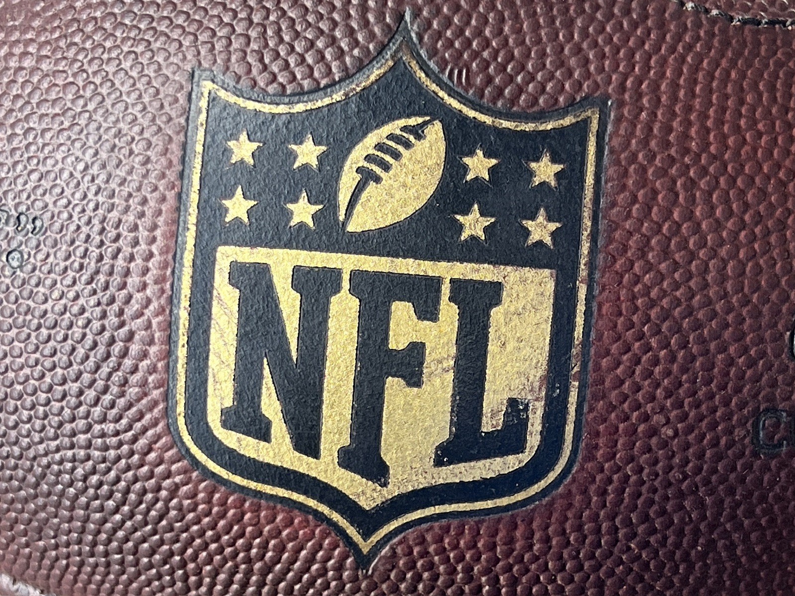 Flash sale!! RAMS LOGO - NFL "The Duke" Wilson Football - Prepped & Conditioned