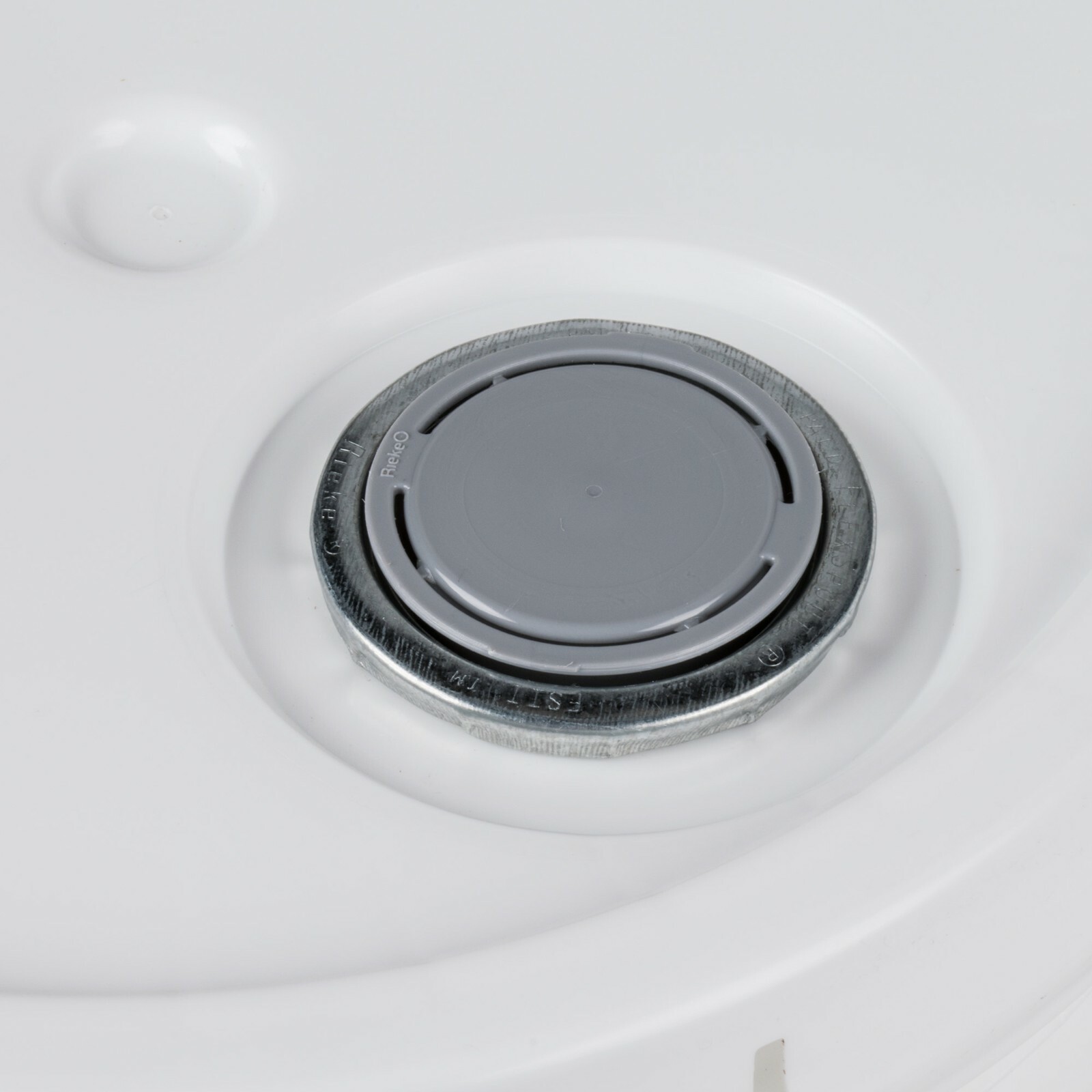 Kikkoman Traditionally Brewed Bulk Commercial Restaurant Soy Sauce 5 Gallon Pail