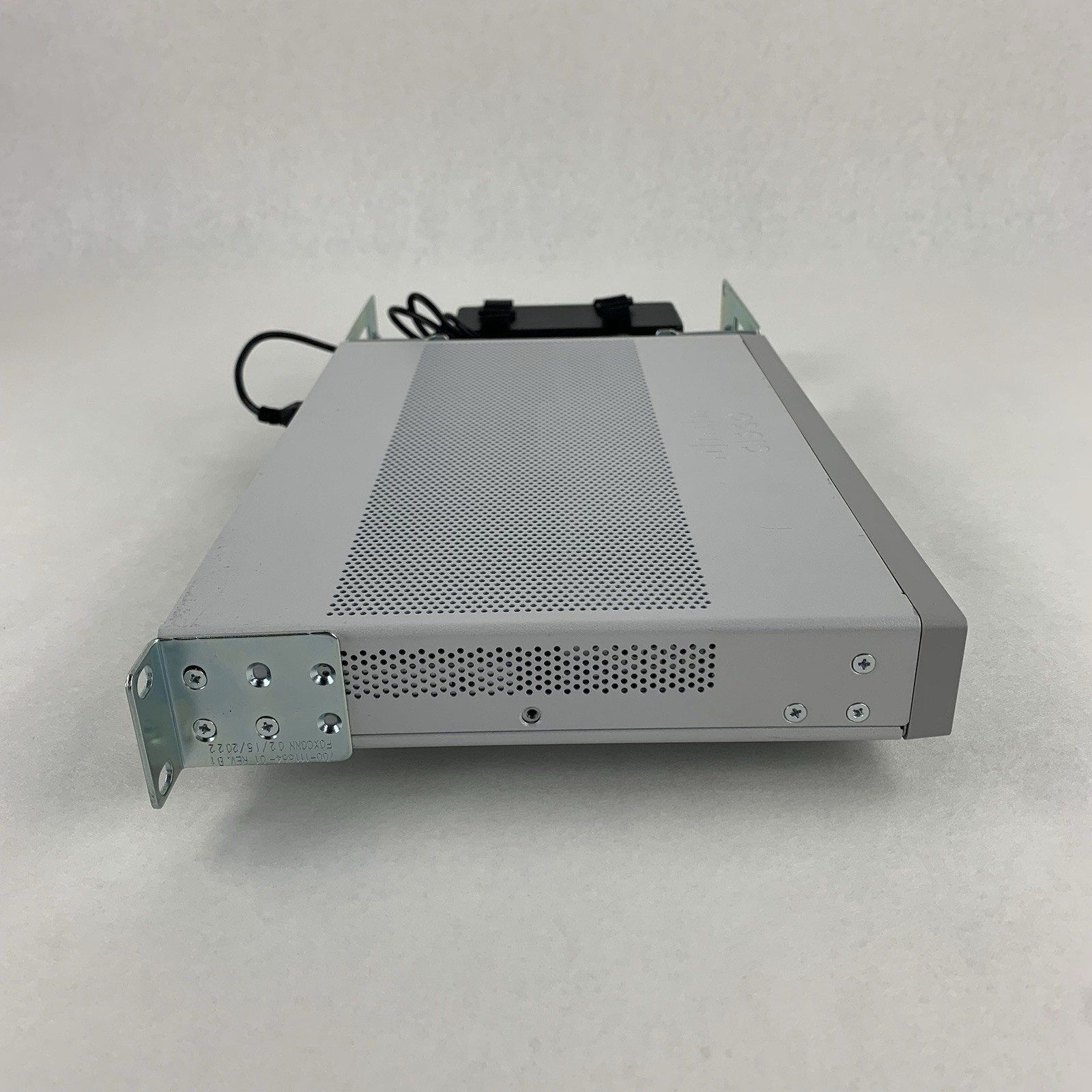 Cisco C1111-8P Series Integrated Services Router w/ AC Adapter and Mount