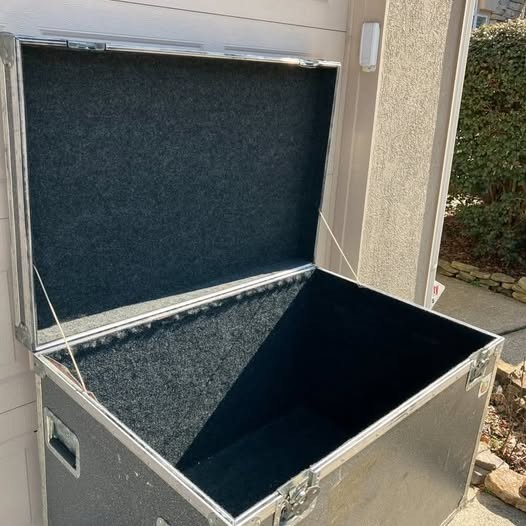 44x29x29" Depth Large Heavy Duty Chili Con Cases Road Case on Casters