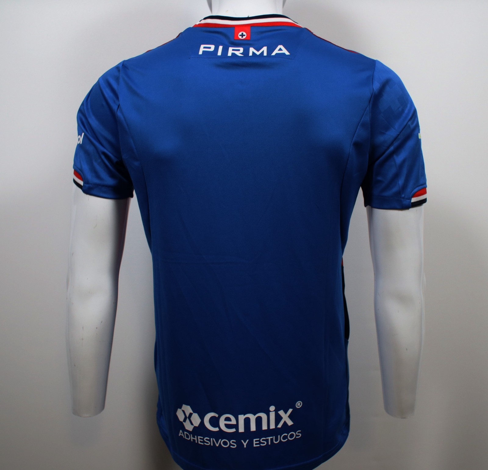 CRUZ AZUL LOC 25/26 CON PARCH LIGA MX (Talla Reducida) slim fit LEER DESCRIPSON