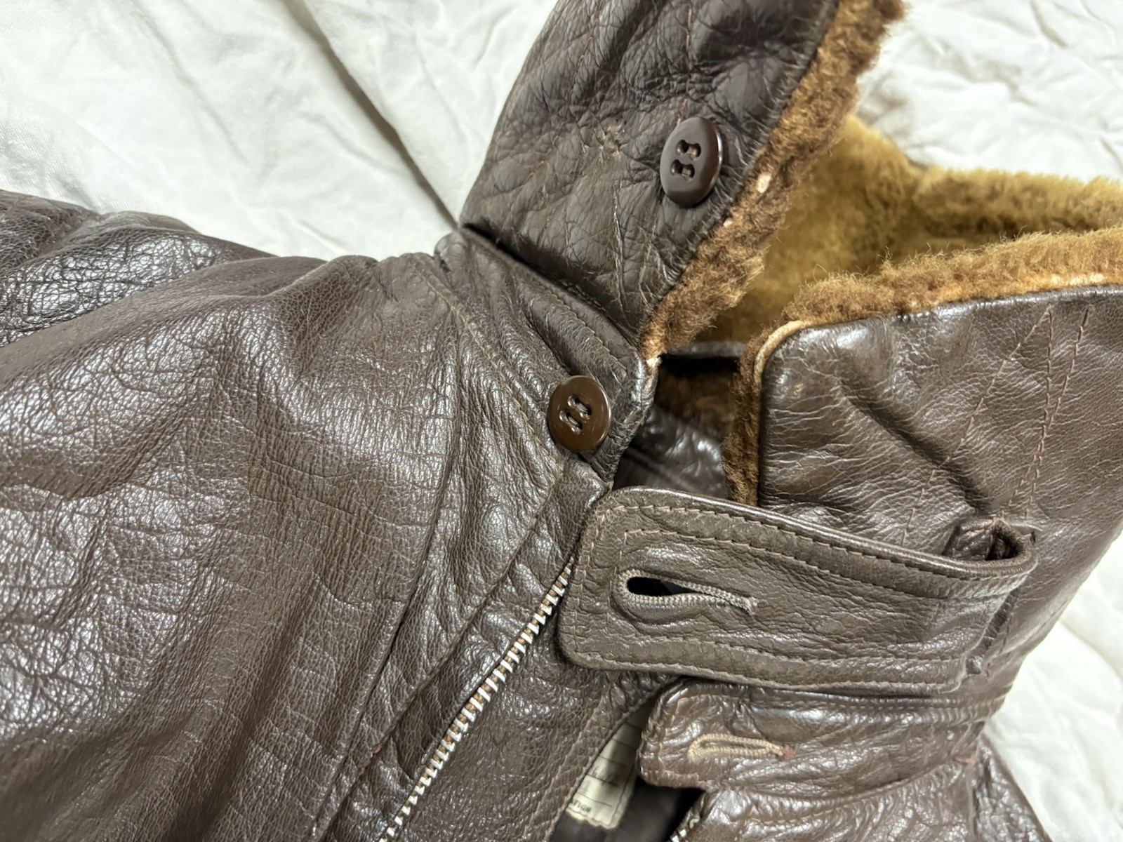 WWII US Navy Colvinex CFN-24 Leather Electrically Heated Flight Suit Size 40