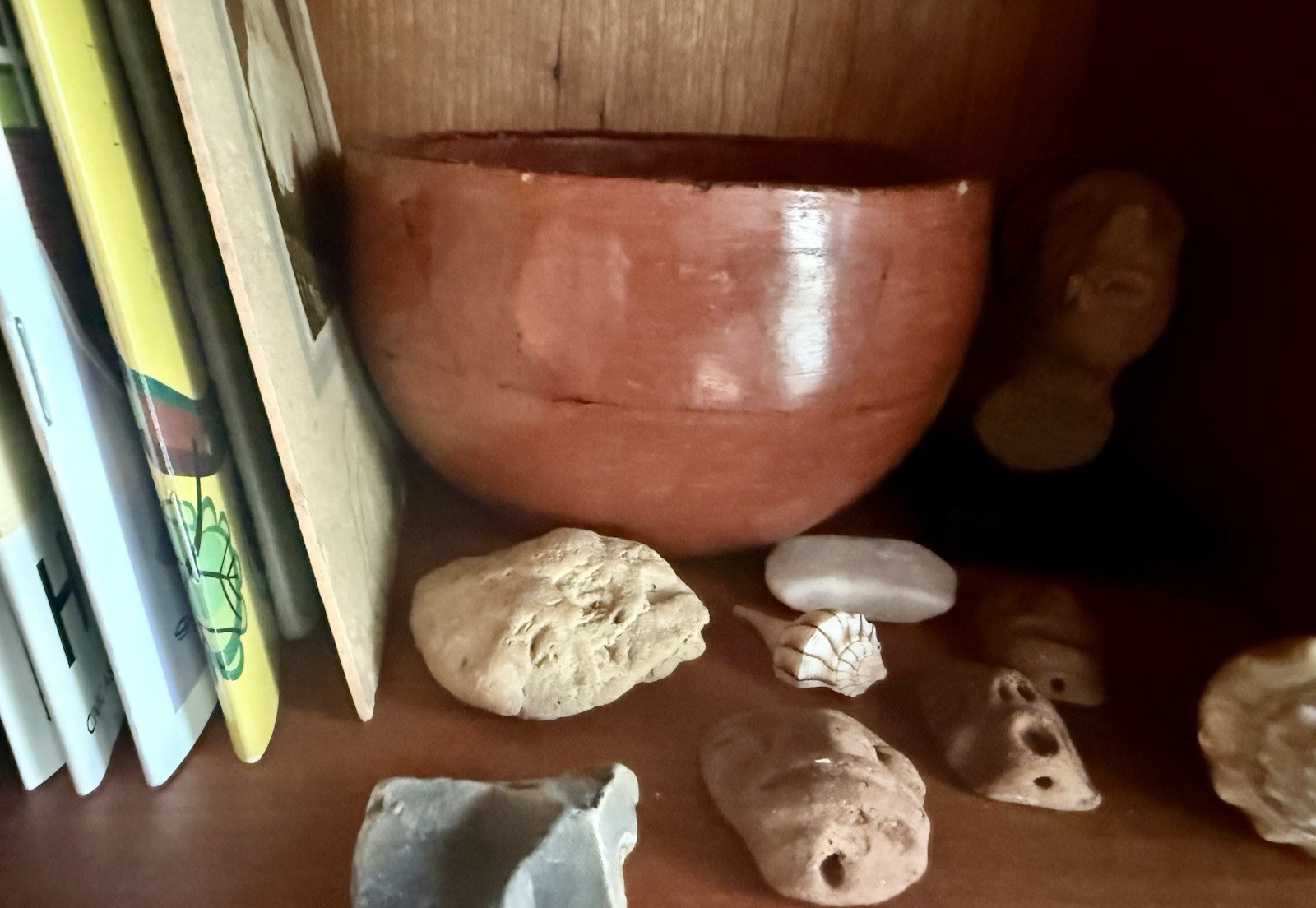 Ancient Pre Columbian Pottery Ceremonial Round Base Bowl Circa 800-1500AD