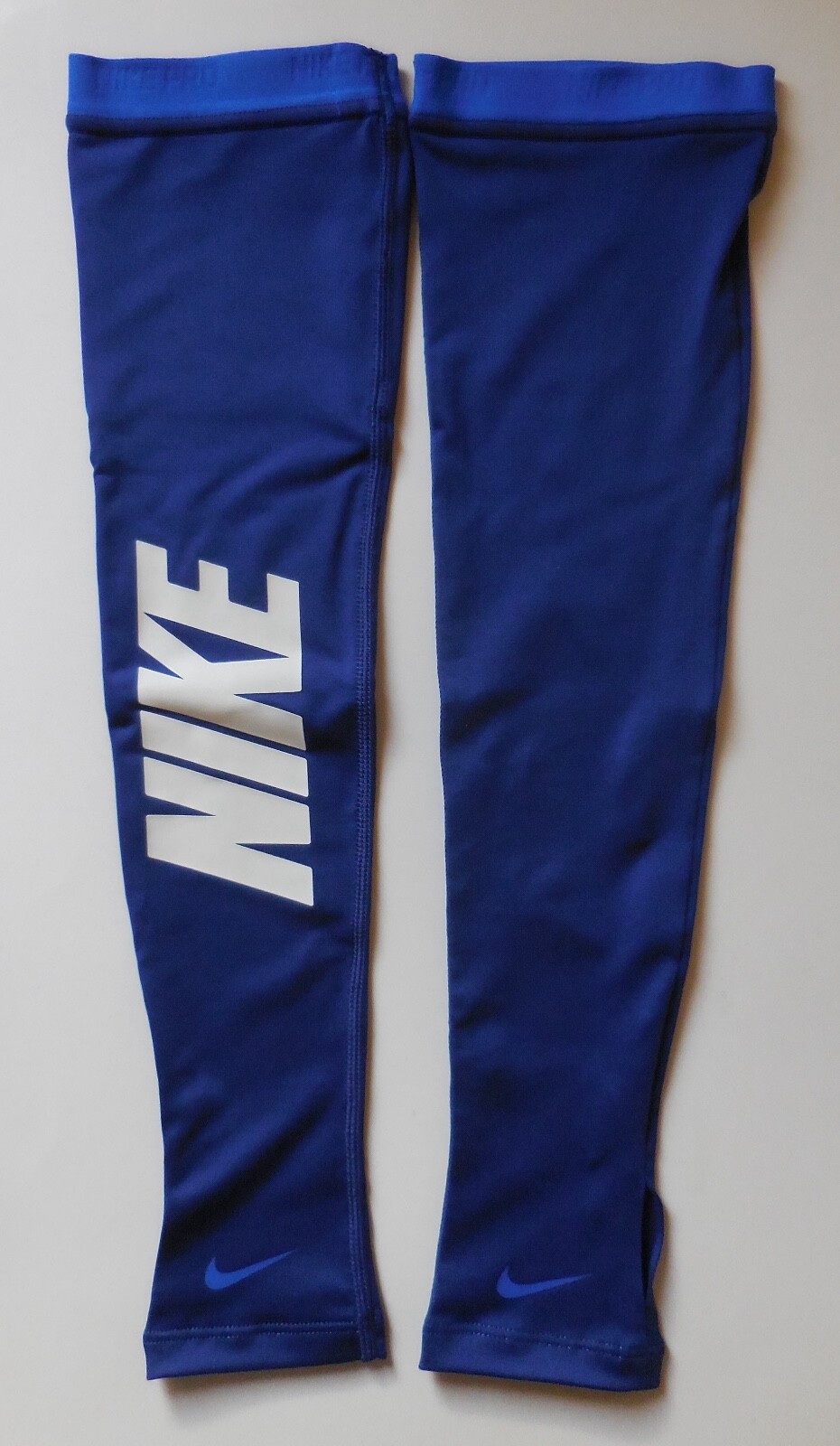 Nike Pro Graphic Arm Sleeves Women Game Royal/LT Photo Blue/White M/L