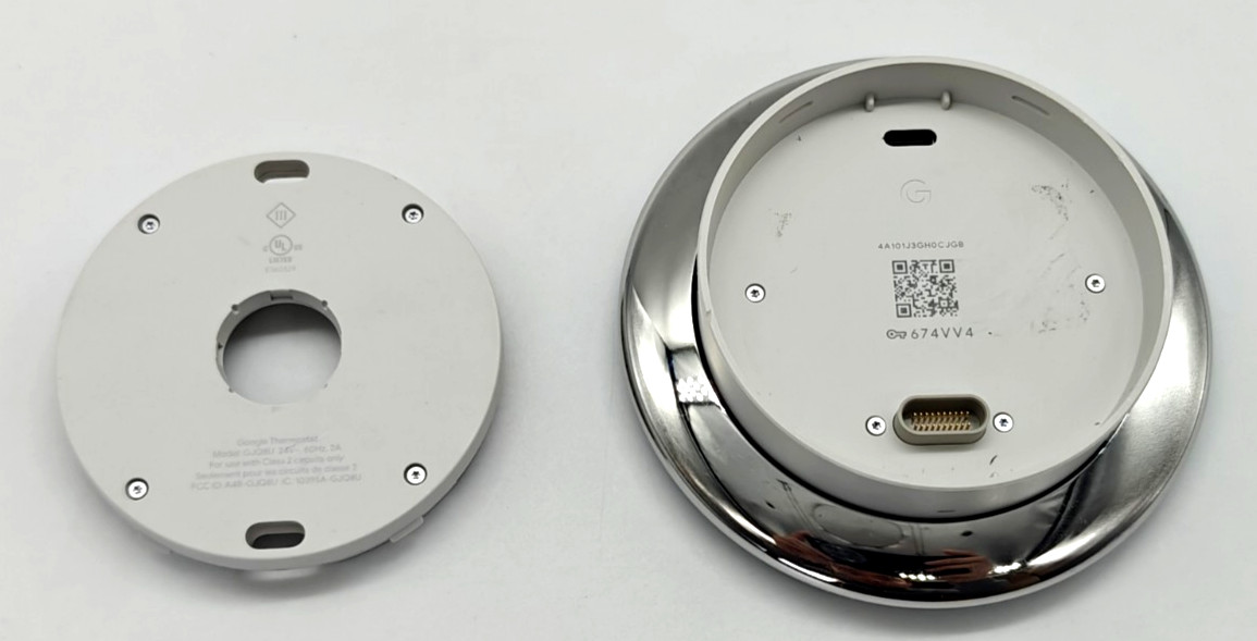 Google Nest Learning Thermostat 4th Gen Polished Silver w/ Wall Base Mount USED