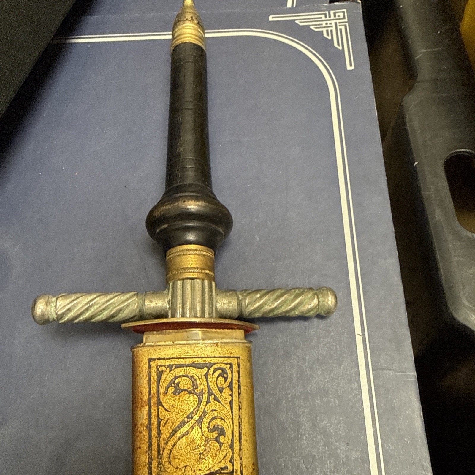 ANTIQUE TOLEDO SPANISH PLUG BAYONET DAGGER