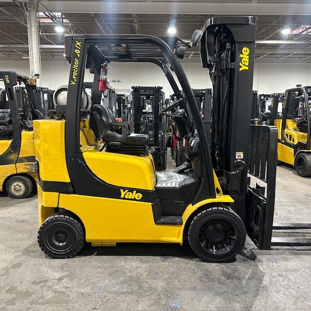 2018 Yale GLC080VX 8000lb Used Forklift Triple Mast Sideshift LP Gas 7186 Hours